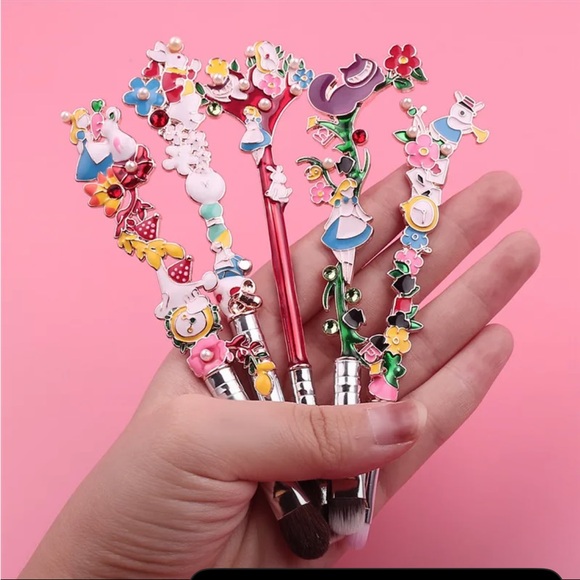 ‼️last one‼️Anime makeup brushes set - Picture 2 of 5